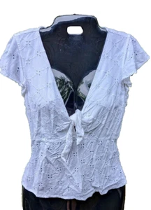Abercrombie & Fitch Top Damen XS weiß Ösen vorne zum Binden Milchmädchen romantisch Fee - Bild 1 von 9