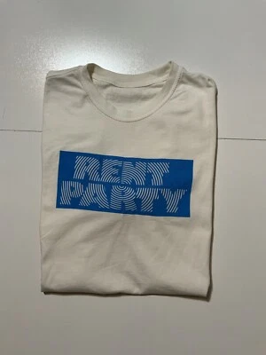 Camiseta Bianca Chandon Rent Fiesta Gráfica Logotipo Caja Blanca S/S Cuello Redondo Talla L Foto 1 de 4