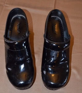 Bjorndal Clogs - Picture 1 of 4