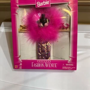 Barbie Fashion Avenue Deluxe Doll Outfit - Pink and Gold - Picture 1 of 1