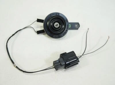 2009-2015 jaguar xf xfr xfr-s alarm siren horn oem 8X23-13832 / 8X2T-971111 - Image 1 of 4