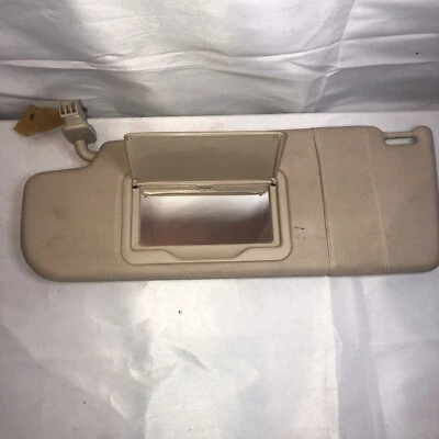 VOLKSWAGEN LEFT SUN VISOR LIGHT BEIGE 3B0857551 - Image 1 of 4