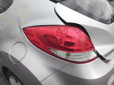 Used Left Tail Light Assembly fits: 2014 Hyundai Veloster without LED accent Lef - Image 1 of 4