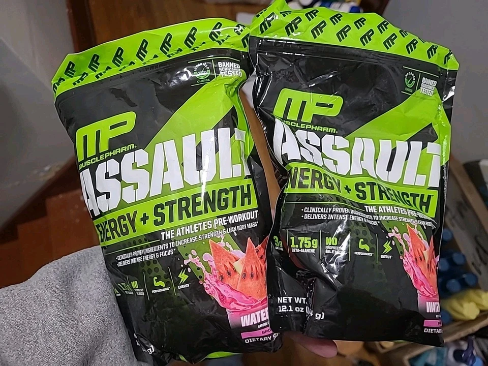 MusclePharm Assault Energía y Fuerza Pre Entrenamiento - 30 Porciones, Sandía Foto 1 de 4