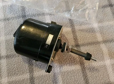 Nuevo Motor Limpiaparabrisas Independiente Universal 6 Voltios 90 Grados Hotrod Personalizado Foto 1 de 4