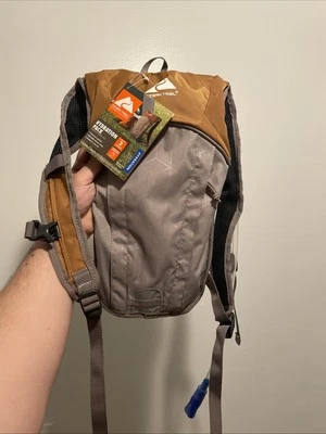 Ozark Trails Drinking Backpack With Bladder *BRAND NEW* - Image 1 of 3