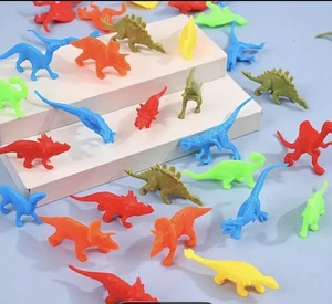 Dinosaurier Spielzeug 50 Stück verschiedene Dinosaurier Figuren Hugh Sammlung Spielspaß Neu - Bild 1 von 7