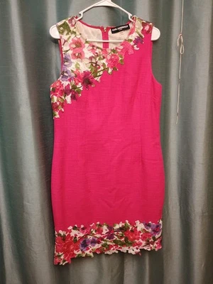 Vintage Karl Lagerfeld Hot Pink Tweed Floral Applique Size 12 Cocktail Dress - Image 1 of 4