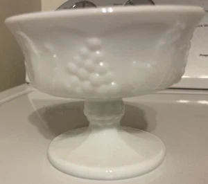 Milk Glass Footed Dessert Cup Indiana Glass Colony Harvest Grape White Bowl - Picture 1 of 3