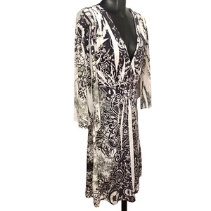 Vintage Girl Dress Junior XL Black White Green Floral Embellished V-Neck Womens - Picture 1 of 12