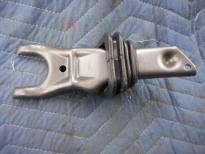 1963-66 Ford Mustang Falcon Comet 170 200 6 Cyl Clutch Bellhouse Fork + New Boot - Picture 1 of 5
