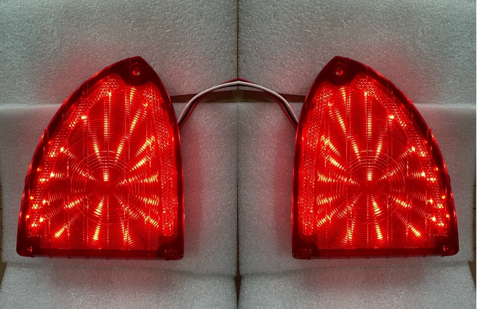 1960 1961 1962 1963 1964 1965 1966 CHEVROLET GMC SUBURBAN LED LANTERNA TRASEIRA PAR - Imagem 1 de 4