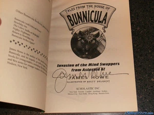 Invasion of the Mind Swappers from Asteroid 6! (Tales From the House of Bunn... - Picture 1 of 1