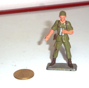 STARLUX - INFANTERIE - ARMEE DE TERRE / FANTASSIN / GI AVEC PAIRE DE JUMELLES - Imagen 1 de 3