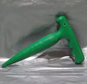 Potting Dibber Garden Hand Tool Green Hard Plastic With Measuring Depth Guide - Picture 1 of 5