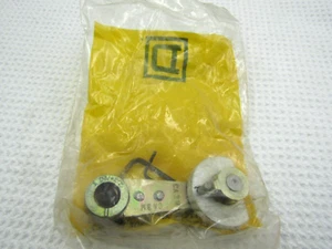 SQUARE D 1 ROLLER ARM FOR MACHINE TOOL LIMIT SWITCH CLASS 9007 TYPE CA-3M - Picture 1 of 4