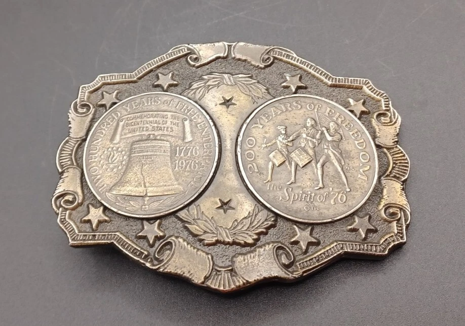 Lewis Spirit Of Freedom 1776-1976 Estados Unidos 2 monedas ficha latón hebilla de cinturón Foto 1 de 4