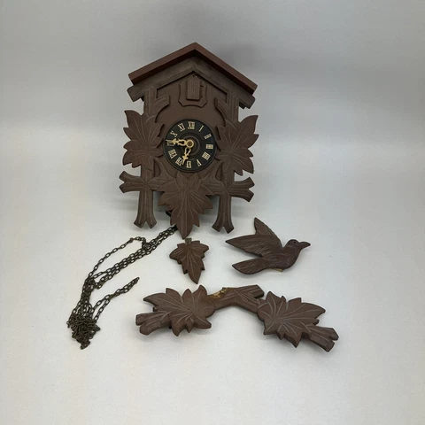 E. Schmeckenbecher Regula 8 Day Bird Leaves Cuckoo Clock For Parts Or Repair Cover