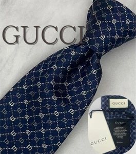 Corbata Gucci Cuello Nueva Sin Usar Azul Marino Plata GG Cuadros 100% Seda Hecha en Italia - Imagen 1 de 7