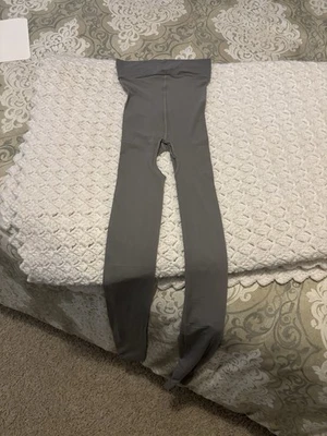 2 ПАРЫ НОВЫЙ С ЯРЛЫКАМИ СЕРЫЙ ПРОМЕЖНОСТИ КОЛГОТКИ ЧУЛОК - Изображение 1 из 4