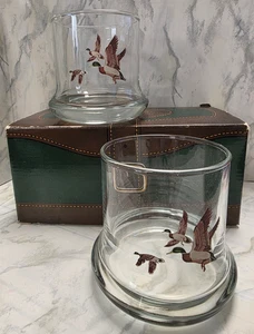 AVON Chesapeake Collection, 2-8 oz., Clear Drinking Glasses w/Geese w/Orig. Box - Picture 1 of 6