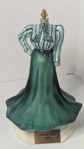 Vestido verde niña Gibson Fenton Glass Legendary Fashions - Firmado - Con soporte - Imagen 1 de 17