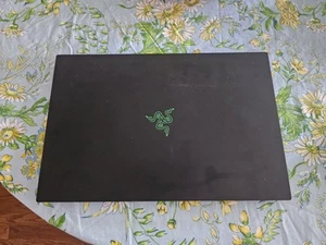 Razer Blade 17.3" QHD (1TB SSD Intel Core i7 11th Gen, 4.60 GHz, 16GB - Imagen 1 de 5