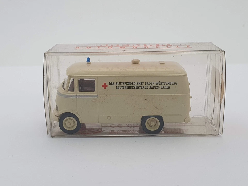 Mercedes Ambulanza Brekina 1/87 Con Scatola - Immagine 1 di 3
