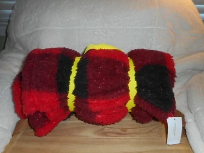 AMERICAN EAGLE ЧЕРНЫЙ И КРАСНЫЙ КЛЕТКУ УЮТНЫЙ БРОСИТЬ ОДЕЯЛО 66 «X 48» НОВЫЙ С ЯРЛЫКАМИ - Изображение 1 из 2