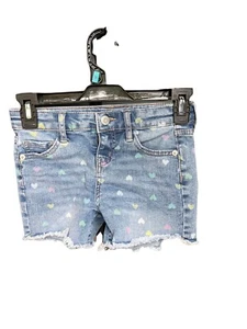 Girls’ Mid-rise Cut-off Heart Printed Jean Shorts-Cat And Jack Sz 6/7 - Picture 1 of 2