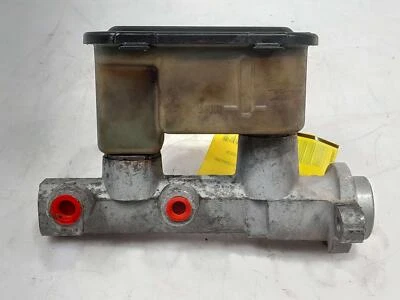 Conjunto de cilindro maestro de freno Chevy C/K 1500 1988-1993 OEM 18060086 Foto 1 de 4