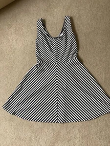 Ladies Rockabilly chevron swing dress - size 12 - Picture 1 of 3