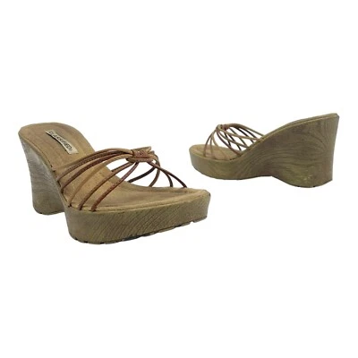 CLASIFICADO Mujer 7 Sandalias Informales de Verano Punta Abierta USADAS Zapatos de Cuña BIEN AMADAS Foto 1 de 4