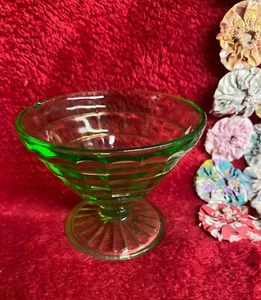 Vtg Light Green Depression Glass Block Optic Sherbet Dish  - Imagen 1 de 3