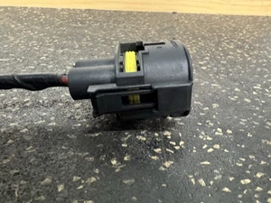 07-11 BMW E90 E92 335i 328i Cooling Radiator Fan Wiring Pigtail Connector Plug - Picture 1 of 8