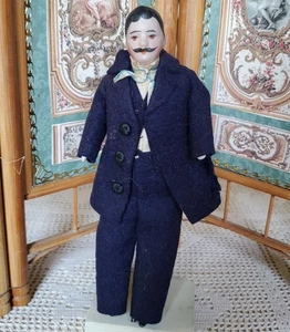 6 Zoll antike Porzellan Biskuit Edwardian Ära Gentleman Puppe - Bild 1 von 6