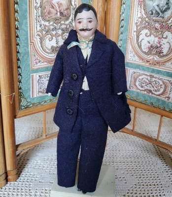 Muñeca caballero antigua de porcelana de 6" de la era eduardiana bisque Foto 1 de 4