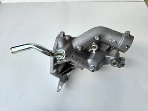 Carcasa Termostato Original Nissan 11061-EZ30A - Imagen 1 de 7