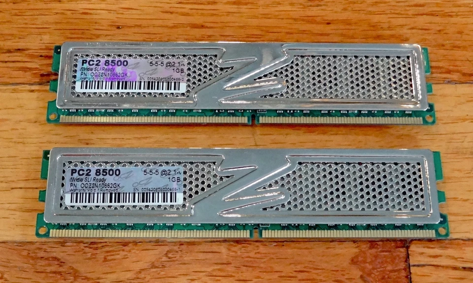 OCZ Platinum Nvidia SLI-Ready Edition 2GB (2x1GB) DDR2-1066 RAM OCZ2N10662GK - Image 1 of 1