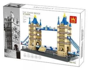 Original Authentic The Tower Bridge of London Building Block Set 1052 pcs 5215 - Picture 1 of 3