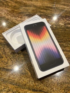 SOLO CAJA VACÍA Apple iPhone SE (3ª Generación) Medianoche, 128 GB, A2595 - Imagen 1 de 6