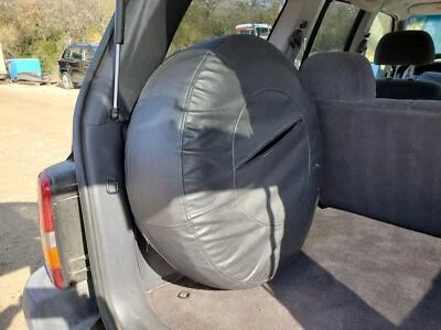 Cubierta de neumático de repuesto Jeep Grand Cherokee 1993 1994 1995 1996 1997 1998 Foto 1 de 4