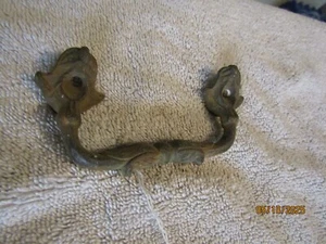 Eastlake Antique Victorian Cast Iron Ornate Drawer Knobs 4" 3" Holes 1890s 1900s - Bild 1 von 2