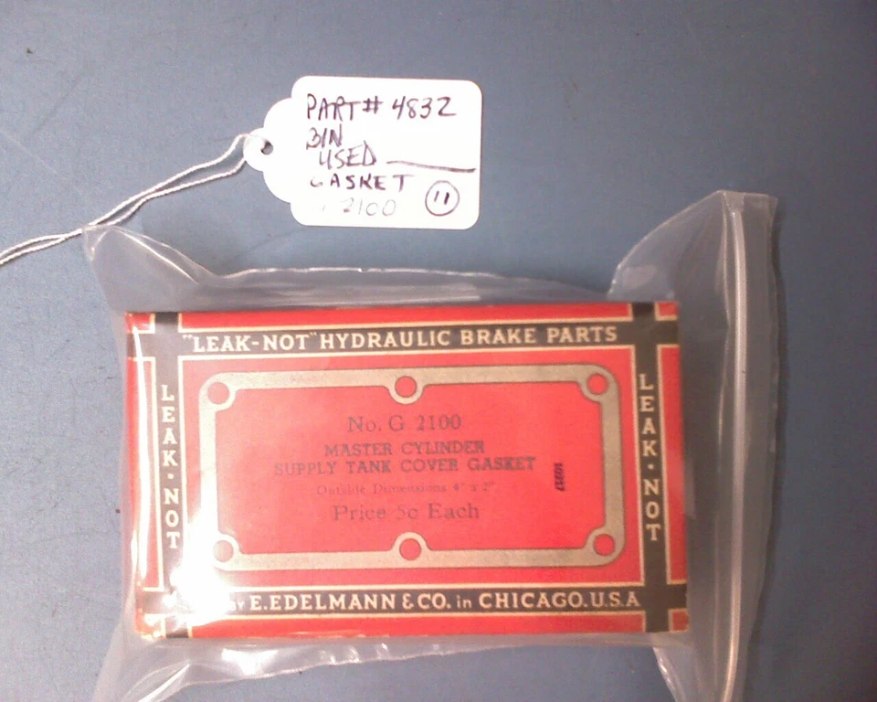 E. Edelmann Master Cylinder Cover Gasket No. G -2100 Outside Dim 4"x2" - Vintage - Image 1 of 1