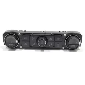 OEM NEW Heater AC Climate Control Dash Unit 17-20 Silverado Sierra 84258729 - Picture 1 of 5