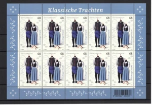 2017 Österreich Klassische Trachten Pöttschinger Tracht Kleinbogen - Picture 1 of 1