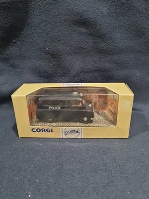 CORGI TOYS 99806 BEDFORD DORMOBILE POLICE SCALA 1/43  - Immagine 1 di 4