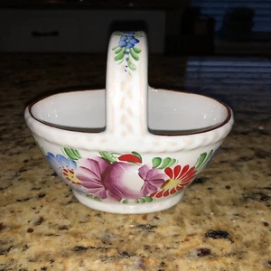 CHODOVIA CZECH CERAMIC BASKET 4" TALL - Picture 1 of 4