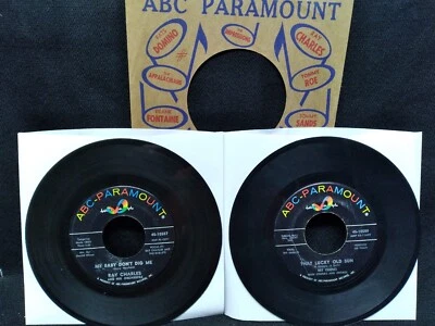 Ray Charles My Baby Don't Dig Me/That Lucky Old Sun 45 RPM records lot of 2 1963 - Image 1 of 4