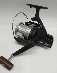 Carrete giratorio Daiwa Whisker Tournament SS-3000 caza mayor pesca usado - Imagen 1 de 8
